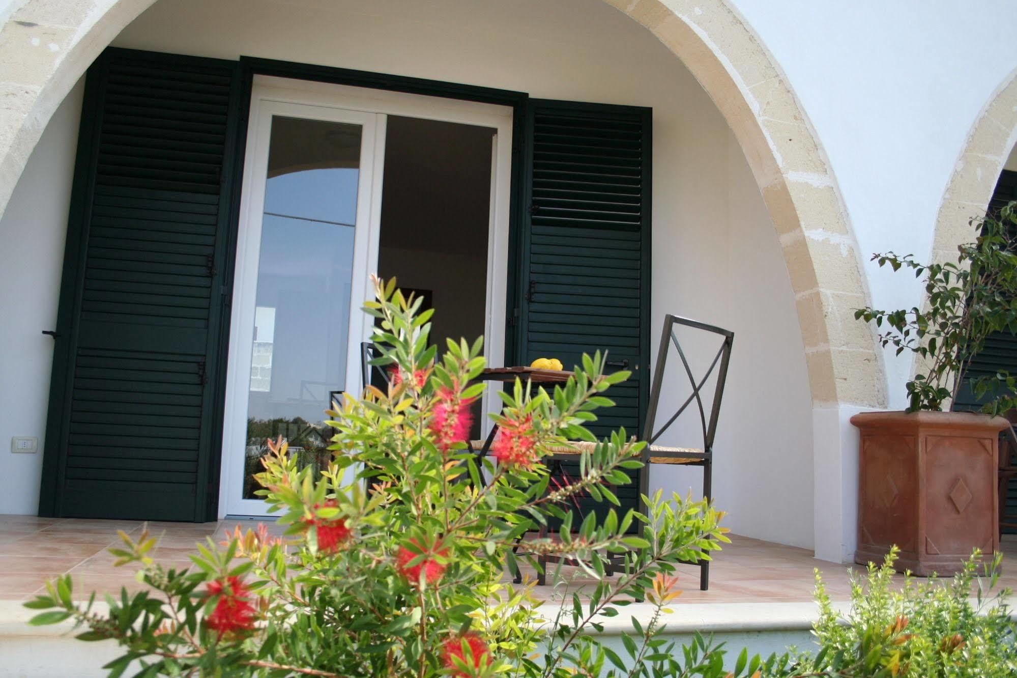 Residence Quattrocolonne Santa Maria al Bagno Exterior photo